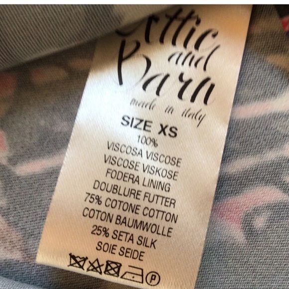 Attic and Barn Top, Size XS - Picture 8 of 8